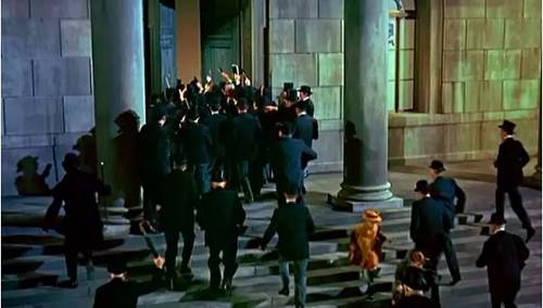 該銀行在Mary Poppins（1964年）運行